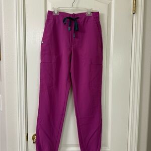 Figs Sumaiya Slim High Waisted Skinny Scrub Pants Fuchsia XS